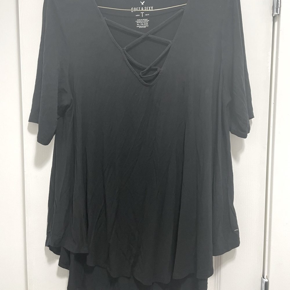 Flowy Black Top